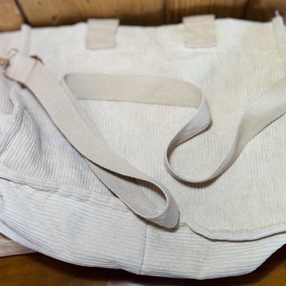 Cream/ Light Tan Corduroy Tote Bag with buttons (Bonus bag free) - Picture 5 of 12
